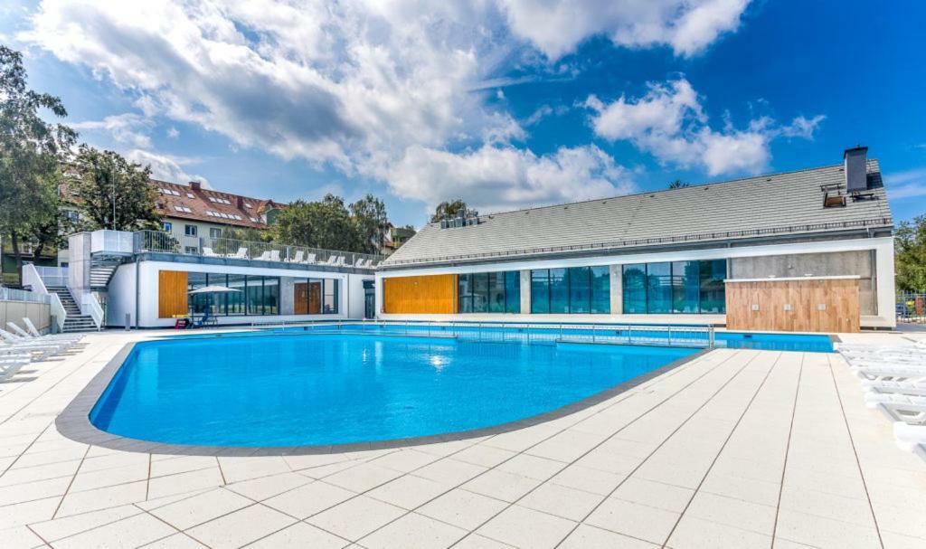 Apartamenty Familijne- Os Feniks Kolobrzeg Exterior photo